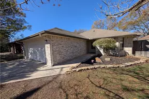 1666 Lantana Cir, New Braunfels, TX 78130 - Photo 1
