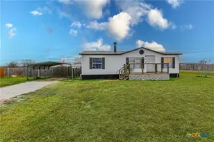 127 Hillside Dr, Troy, TX 76579 - Photo 2