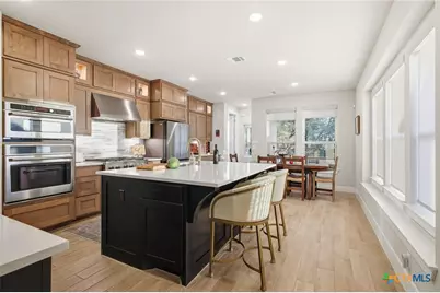 1651 Gruene Grass, New Braunfels, TX 78130 - Photo 2