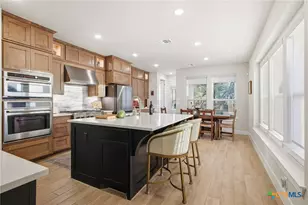 1651 Gruene Grass, New Braunfels, TX 78130 - Photo 2