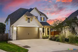 1651 Gruene Grass, New Braunfels, TX 78130 - Photo 4