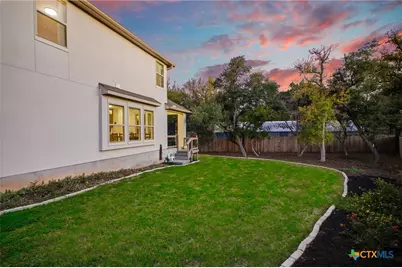 1651 Gruene Grass, New Braunfels, TX 78130 - Photo 6