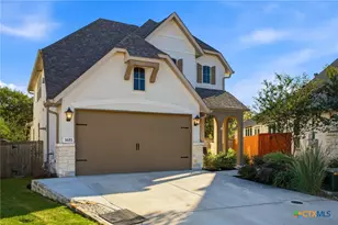 1651 Gruene Grass, New Braunfels, TX 78130 - Photo 4