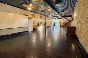 202 E Forrest St, Victoria, TX 77901 - Photo 14