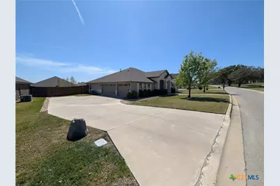 6016 Bella Charca Parkway, Nolanville, TX 76559 - Photo 4