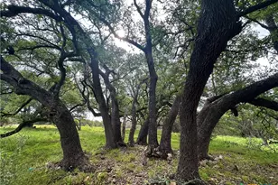 285 Donnie Dr, Lampasas, TX 76550 - Photo 18