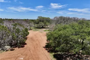 285 Donnie Dr, Lampasas, TX 76550 - Photo 10