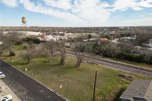 1215 S 12th St, Temple, TX 76504 - Photo 1