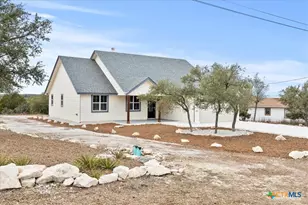 1190 Fernwood Rd, Fischer, TX 78623 - Photo 2