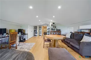 111 County Rd 253, Bertram, TX 78605 - Photo 26