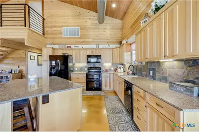 111 County Road 253, Bertram, TX 78605 - Photo 12