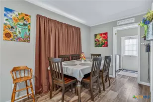 2041 Co Rd 240, Gonzales, TX 78629 - Photo 12