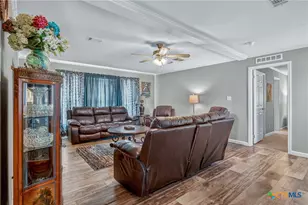 2041 Co Rd 240, Gonzales, TX 78629 - Photo 8