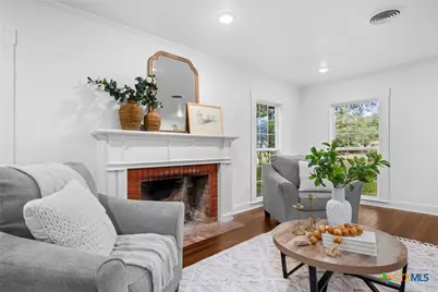 615 W Royal Avenue, Temple, TX 76501 - Photo 4