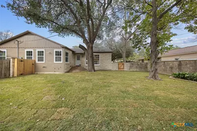 615 W Royal Avenue, Temple, TX 76501 - Photo 36