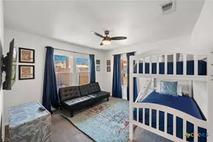 1428 Lee St, New Braunfels, TX 78130 - Photo 18