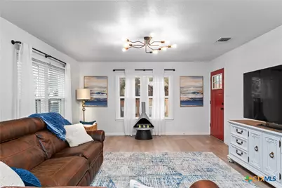 1428 Lee Street, New Braunfels, TX 78130 - Photo 10