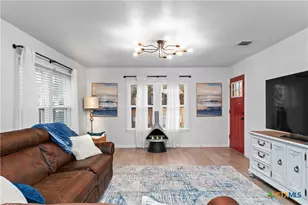 1428 Lee St, New Braunfels, TX 78130 - Photo 10