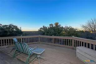 315 White Oak Dr, Canyon Lake, TX 78133 - Photo 14