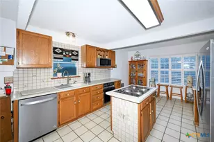 315 White Oak Dr, Canyon Lake, TX 78133 - Photo 24