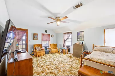 205 N Main, Moulton, TX 77975 - Photo 20