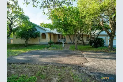 137 Fm 774, Refugio, TX 78377 - Photo 2
