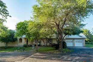 137 FM774, Refugio, TX 78377 - Photo 30