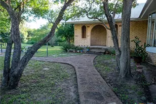 137 FM774, Refugio, TX 78377 - Photo 4