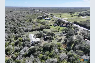 137 Fm 774, Refugio, TX 78377 - Photo 6
