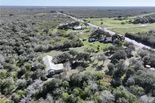 137 FM774, Refugio, TX 78377 - Photo 6