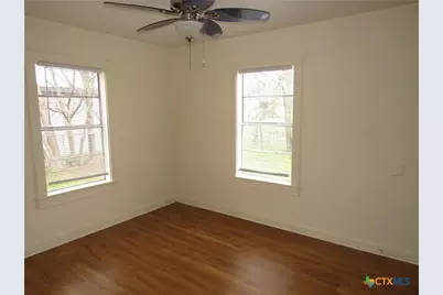 406 W Avenue E, Copperas Cove, TX 76522 - Photo 8