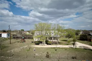 1085 Garrett Trail, Maxwell, TX 78656 - Photo 30