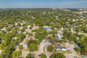 512 Valley St, San Marcos, TX 78666 - Photo 36