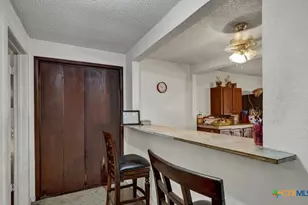 512 Valley St, San Marcos, TX 78666 - Photo 14