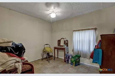 512 Valley Street, San Marcos, TX 78666 - Photo 16