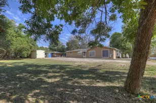 512 Valley St, San Marcos, TX 78666 - Photo 10