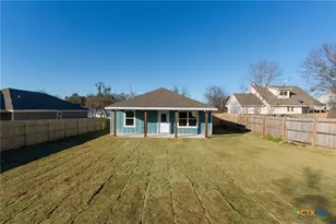 1210 Mills St, Gatesville, TX 76528 - Photo 24
