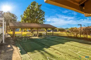 4025 Cypress Ct, Schertz, TX 78108 - Photo 38