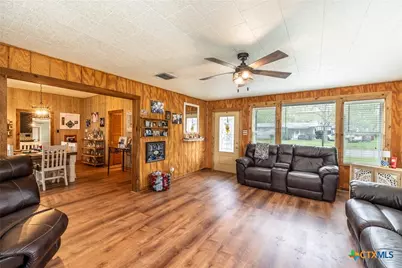 104 N Bright Street, Gonzales, TX 78629 - Photo 6