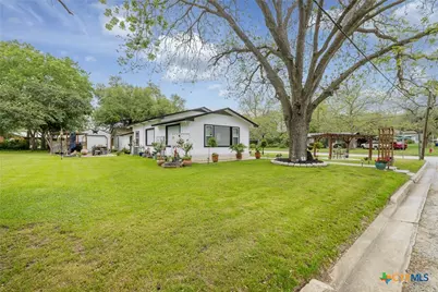 104 N Bright Street, Gonzales, TX 78629 - Photo 1