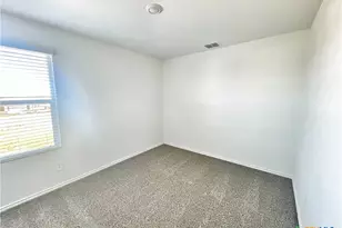 321 Cottonmouth Ln, Seguin, TX 78155 - Photo 8