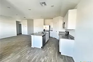 321 Cottonmouth Ln, Seguin, TX 78155 - Photo 12