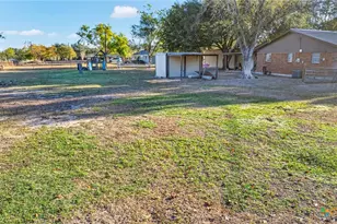 304 Sun Valley Dr, Victoria, TX 77904 - Photo 12