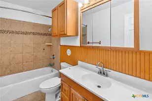 304 Sun Valley Dr, Victoria, TX 77904 - Photo 6