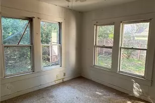 426 Vaughan Ave, Seguin, TX 78155 - Photo 6