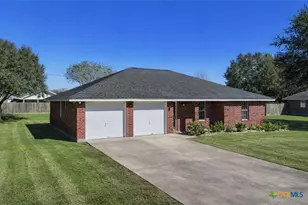102 Owl Rd, Victoria, TX 77905 - Photo 18