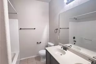 569 Creekside Cir, New Braunfels, TX 78130 - Photo 12