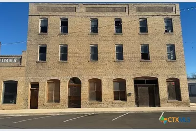 111 NE 2nd Street, Smithville, TX 78957 - Photo 1