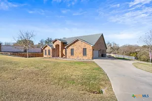 3426 Summit Cir, Belton, TX 76513 - Photo 6