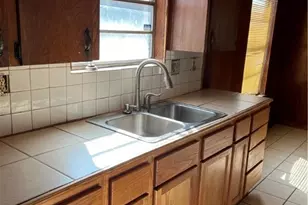 1602 Phyllis Dr, Copperas Cove, TX 76522 - Photo 12